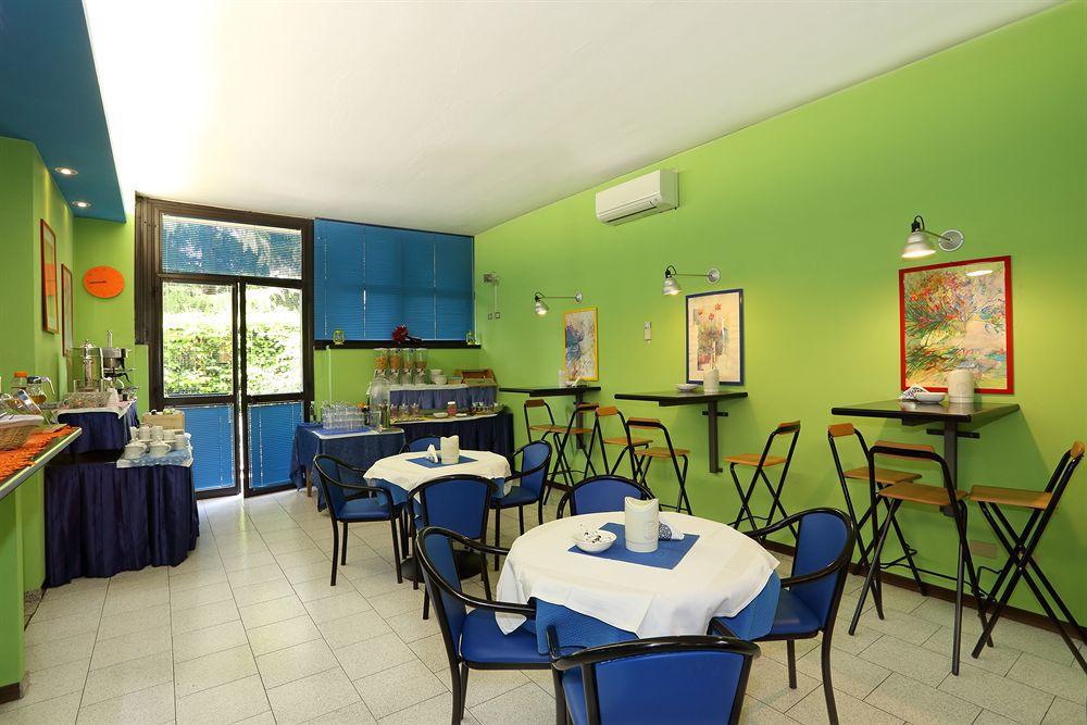 Aquamaris Hotell Sala Baganza Exteriör bild