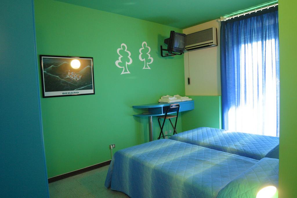 Aquamaris Hotell Sala Baganza Exteriör bild