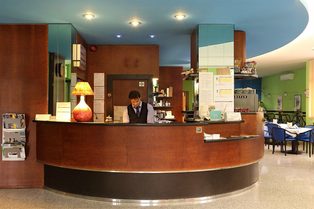 Aquamaris Hotell Sala Baganza Exteriör bild