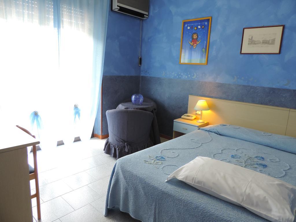 Aquamaris Hotell Sala Baganza Rum bild